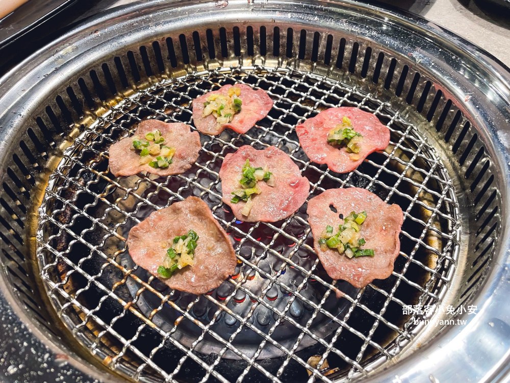 三柒燒肉專門店大安敦化店，628元就能享火鍋+燒烤吃到飽