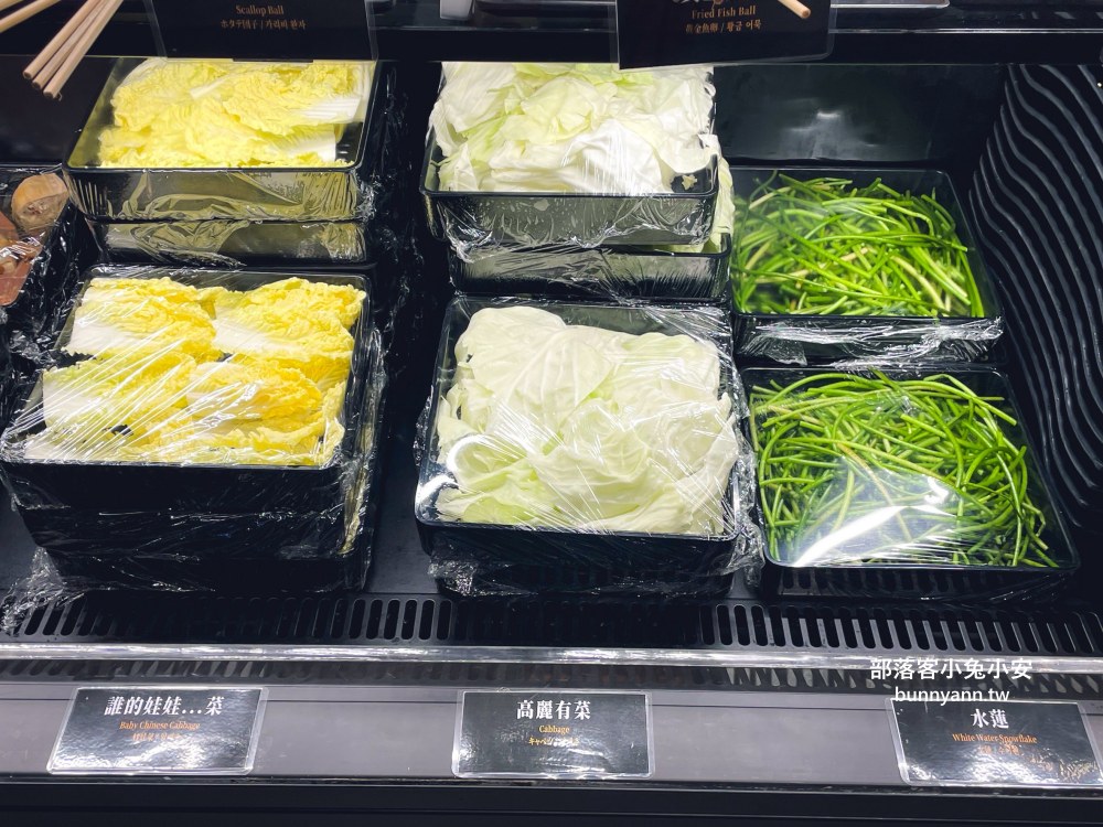 西門町美食【ABV串串啤酒館西門店】高CP值串串火鍋，超過食材50款任選