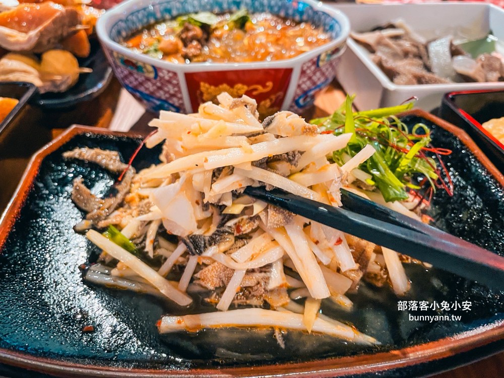 西門町美食【ABV串串啤酒館西門店】高CP值串串火鍋，超過食材50款任選