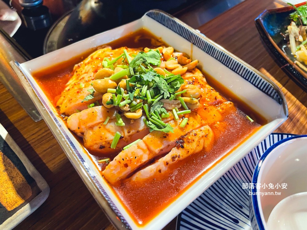 西門町美食【ABV串串啤酒館西門店】高CP值串串火鍋，超過食材50款任選