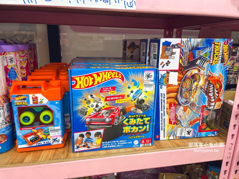 新北【亞細亞Toys批發家族新莊場】上萬款正版授權玩具批發價開搶！必買重點幫你總整理