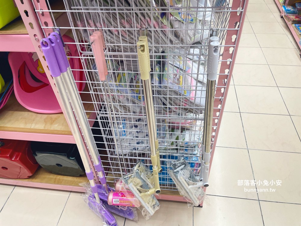 新北【亞細亞Toys批發家族新莊場】上萬款正版授權玩具批發價開搶！必買重點幫你總整理