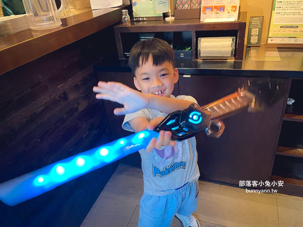新北【亞細亞Toys批發家族新莊場】上萬款正版授權玩具批發價開搶！必買重點幫你總整理