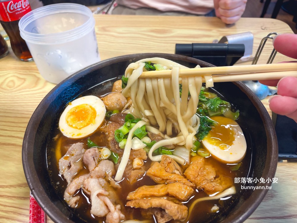新北【低調十三香專業牛肉麵】隱藏版牛肉麵，高CP值迷人、低調卻超好吃