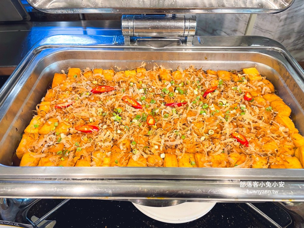 台中【品東西自助百匯】擁有50道料理的北屯區平價吃到飽餐廳