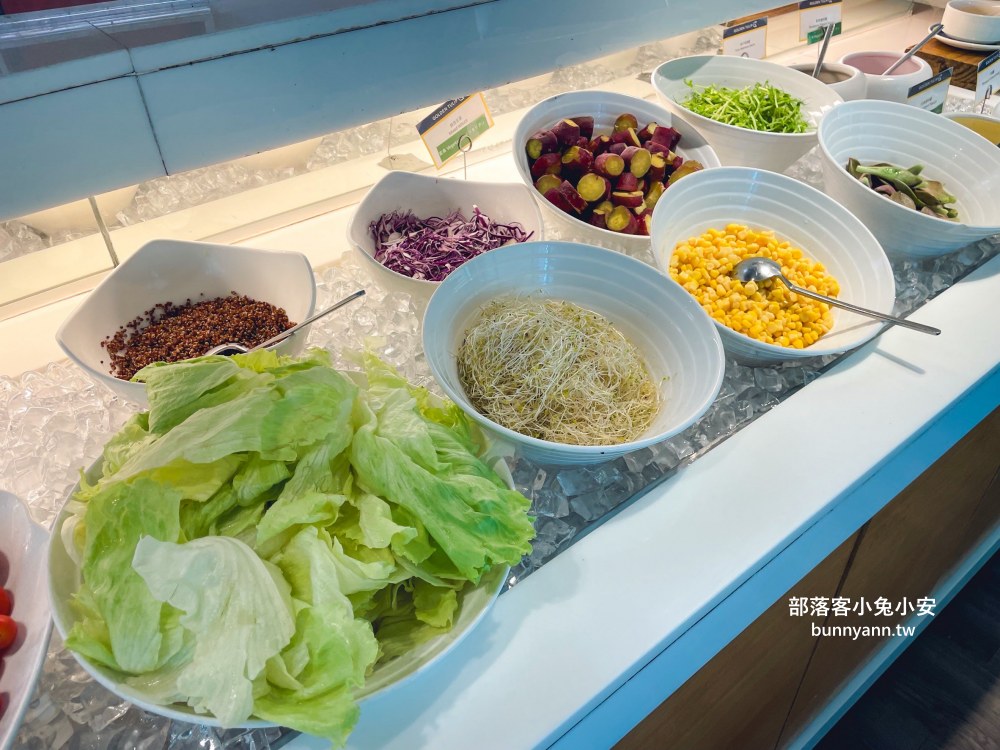 台中【品東西自助百匯】擁有50道料理的北屯區平價吃到飽餐廳