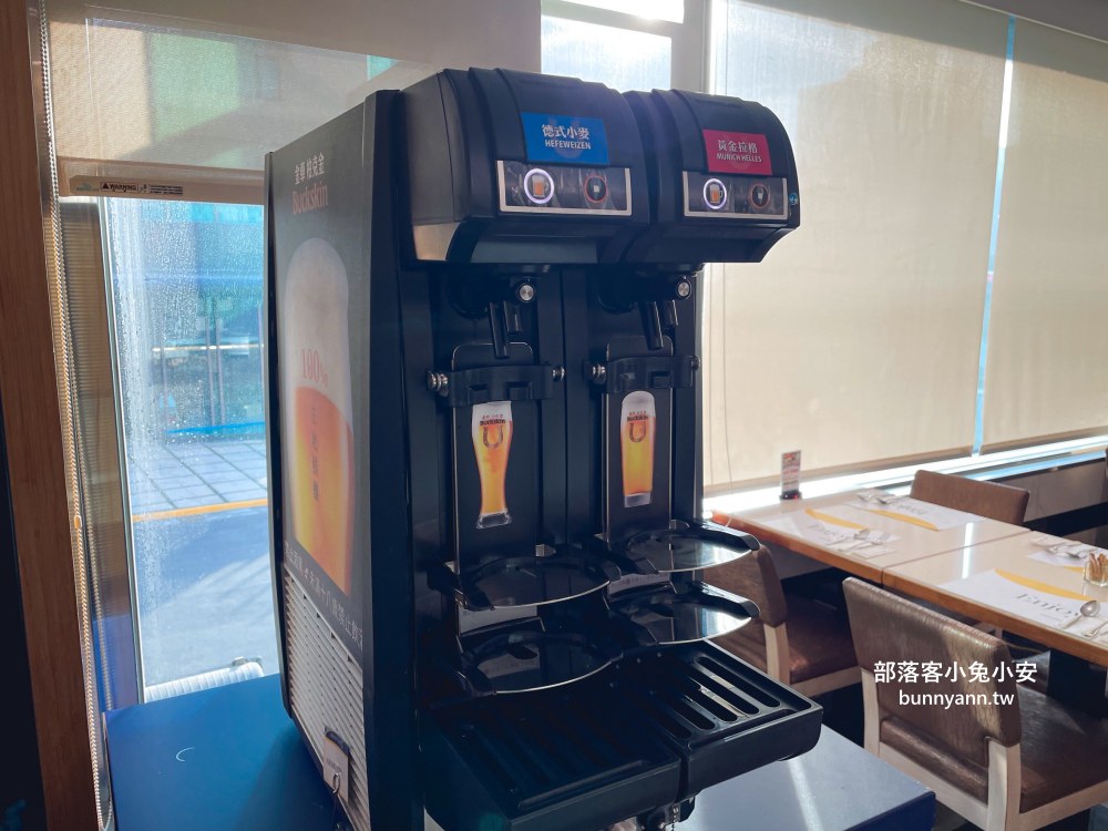 台中【品東西自助百匯】擁有50道料理的北屯區平價吃到飽餐廳