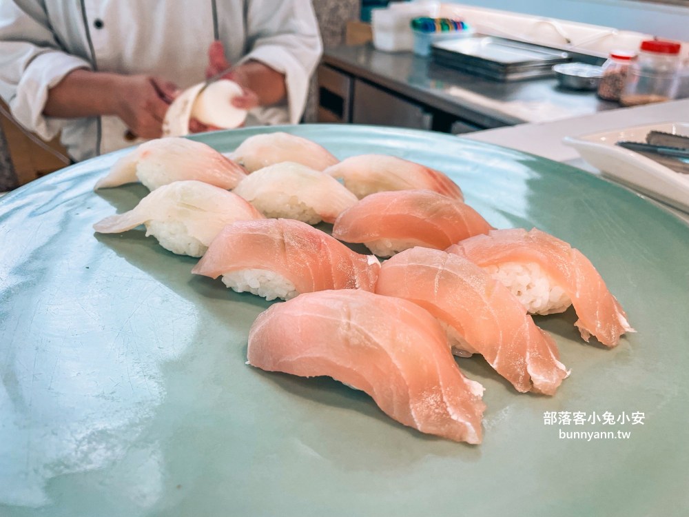 台中【品東西自助百匯】擁有50道料理的北屯區平價吃到飽餐廳