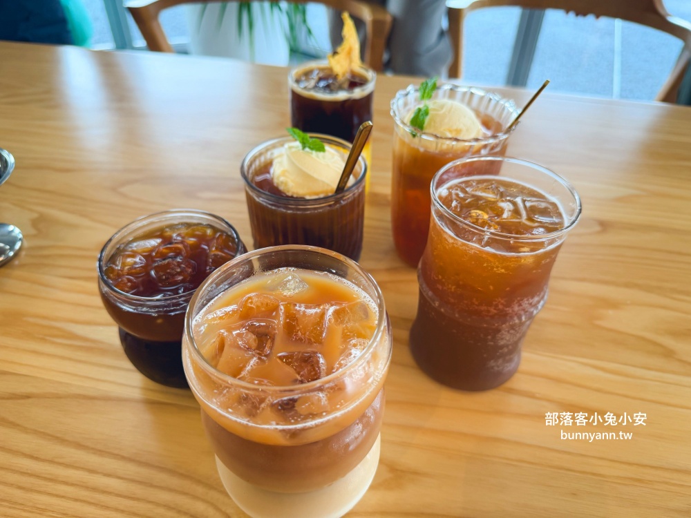 The QiAO 喬寓咖啡｜能夠一邊喝咖啡一邊欣賞湖景