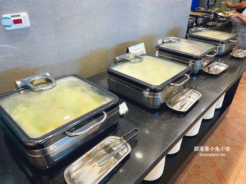 屏東【墾丁凱撒大飯店】小家庭必住的花園客房