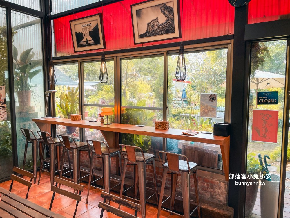 南投歐風城堡【文心園花園咖啡】冰淇淋和餐點每樣都好吃