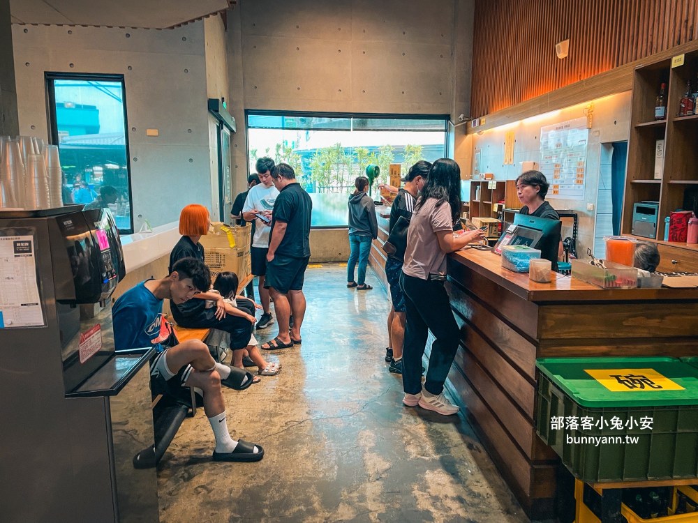 彰化【溪湖阿秀羊肉店】每天都排隊的溫體羊肉爐餐廳