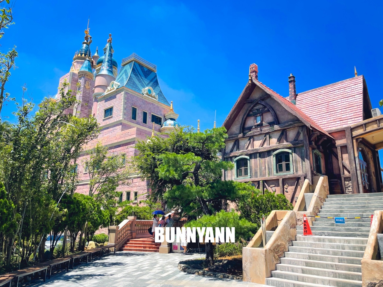 嘉義【歐樂沃築夢城堡】幾乎每個角落都能拍照的巧克力工廠(交通停車)