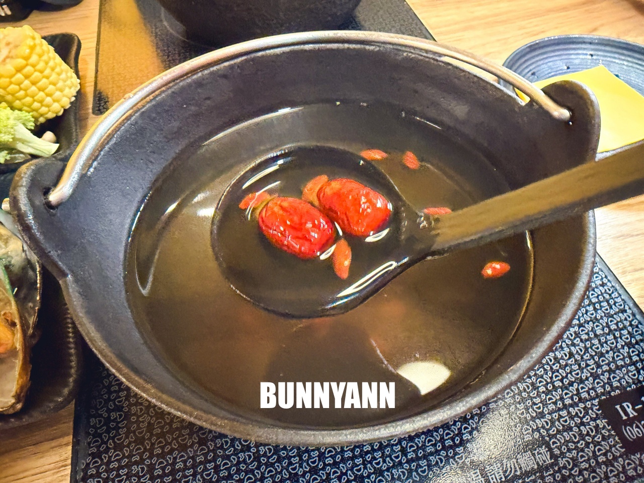 宜蘭礁溪【告春食彩海鮮鍋物】超高CP值火鍋店，螃蟹龍蝦通通有！