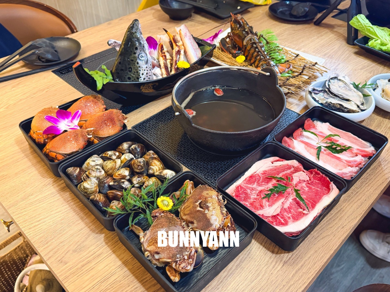 宜蘭礁溪【告春食彩海鮮鍋物】超高CP值火鍋店,螃蟹龍蝦通通有! 宜蘭礁溪【告春食彩海鮮鍋物】超高CP值火鍋店,螃蟹龍蝦通通有!