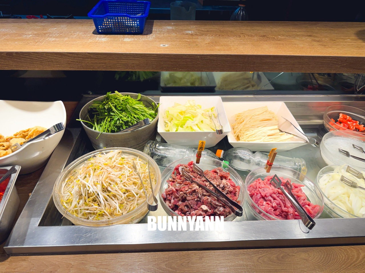 樹林美食推薦【安格士牛排館】400元就能夠使用自助吧無限吃。