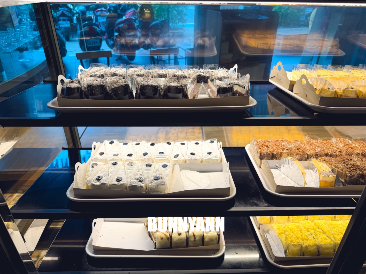 樹林美食推薦【安格士牛排館】400元就能夠使用自助吧無限吃。