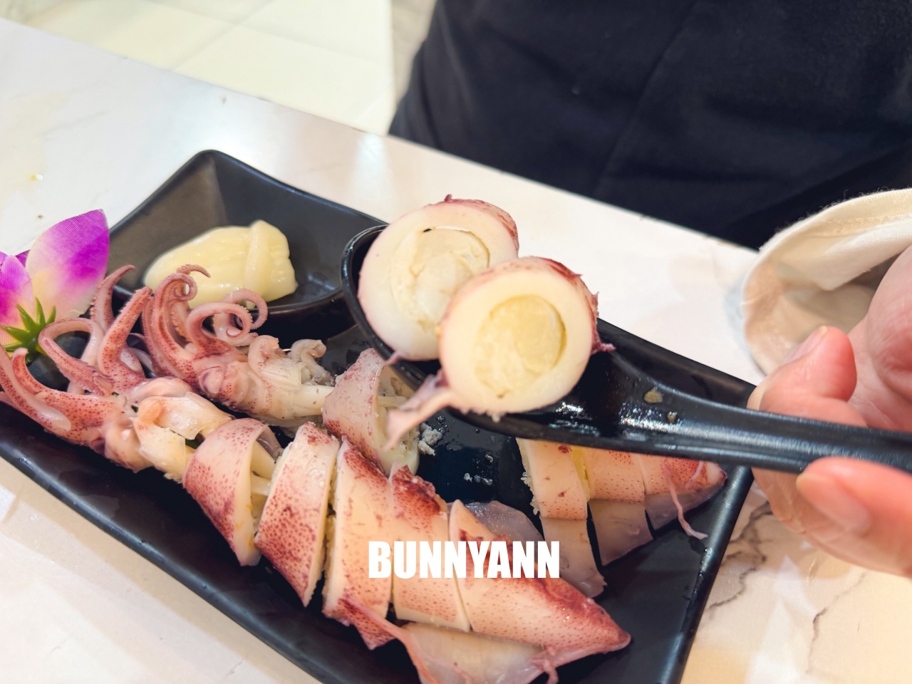 雲林美食【彭家飯湯】不僅有古早味海鮮飯湯還可吃到超頂生魚片。 雲林美食【彭家飯湯】不僅有古早味海鮮飯湯還可吃到超頂生魚片。