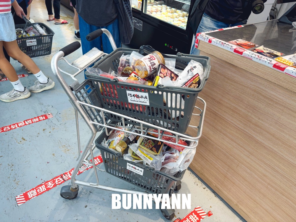本來只想買點海鮮，結果像逛水產版好市多，連熟食壽司都忍不住帶走