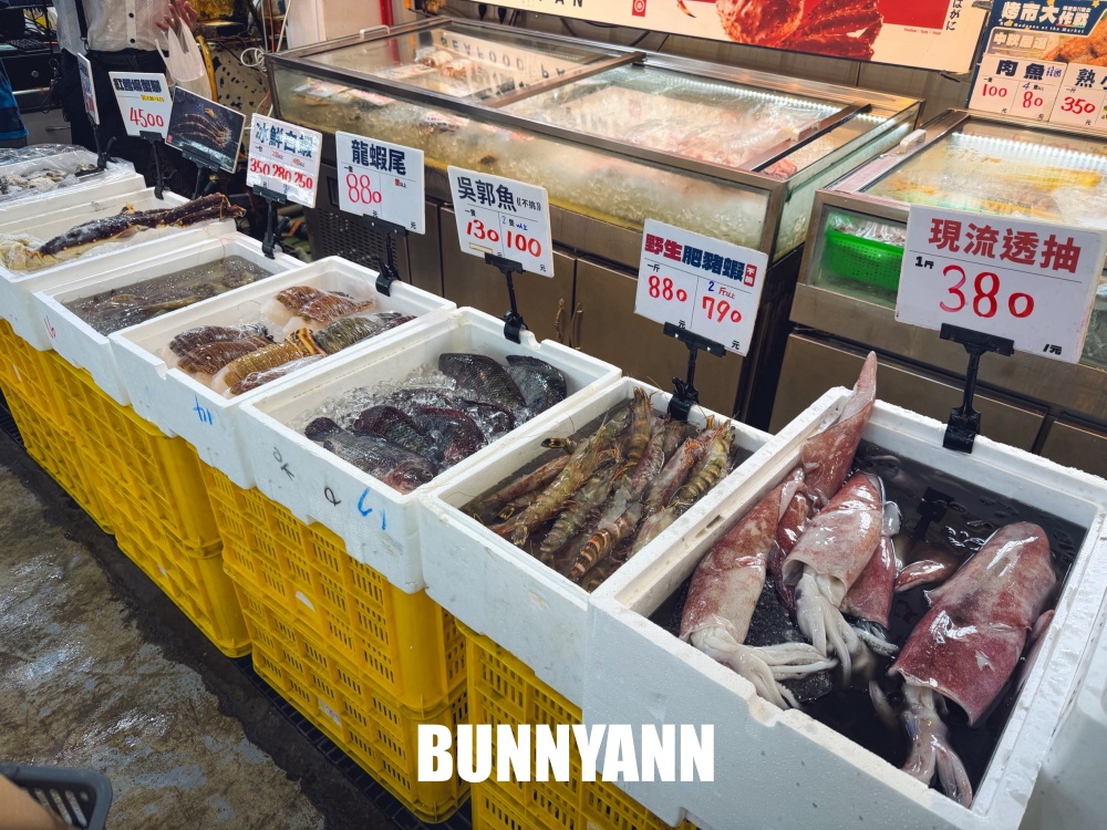 本來只想買點海鮮，結果像逛水產版好市多，連熟食壽司都忍不住帶走