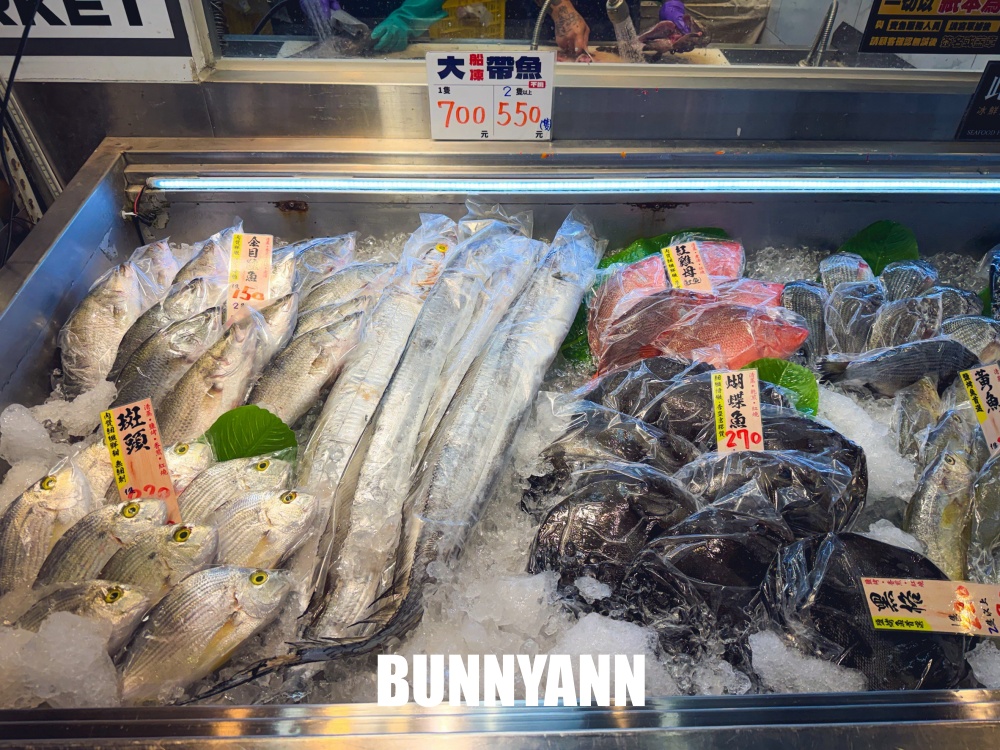 本來只想買點海鮮，結果像逛水產版好市多，連熟食壽司都忍不住帶走