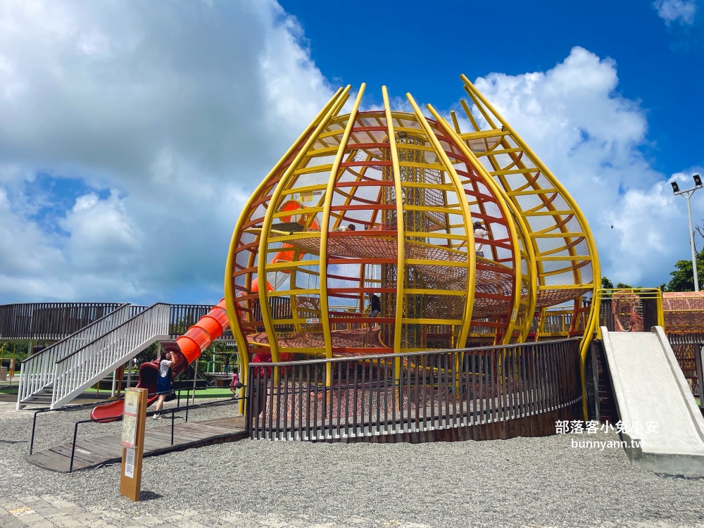 屏東【洋蔥大福遊戲場】小野人區非常適合小朋友來玩遊戲