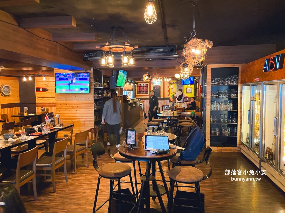 【ABV加勒比海餐酒館】台北忠孝店主打多款精釀啤酒，正宗加勒比海美食超讚
