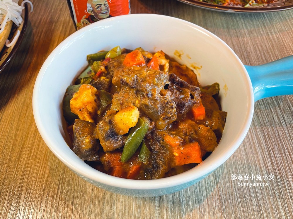 台北【ABV南洋餐酒館國館店】超讚南洋料理，侍酒師教你挑精釀啤酒的方法
