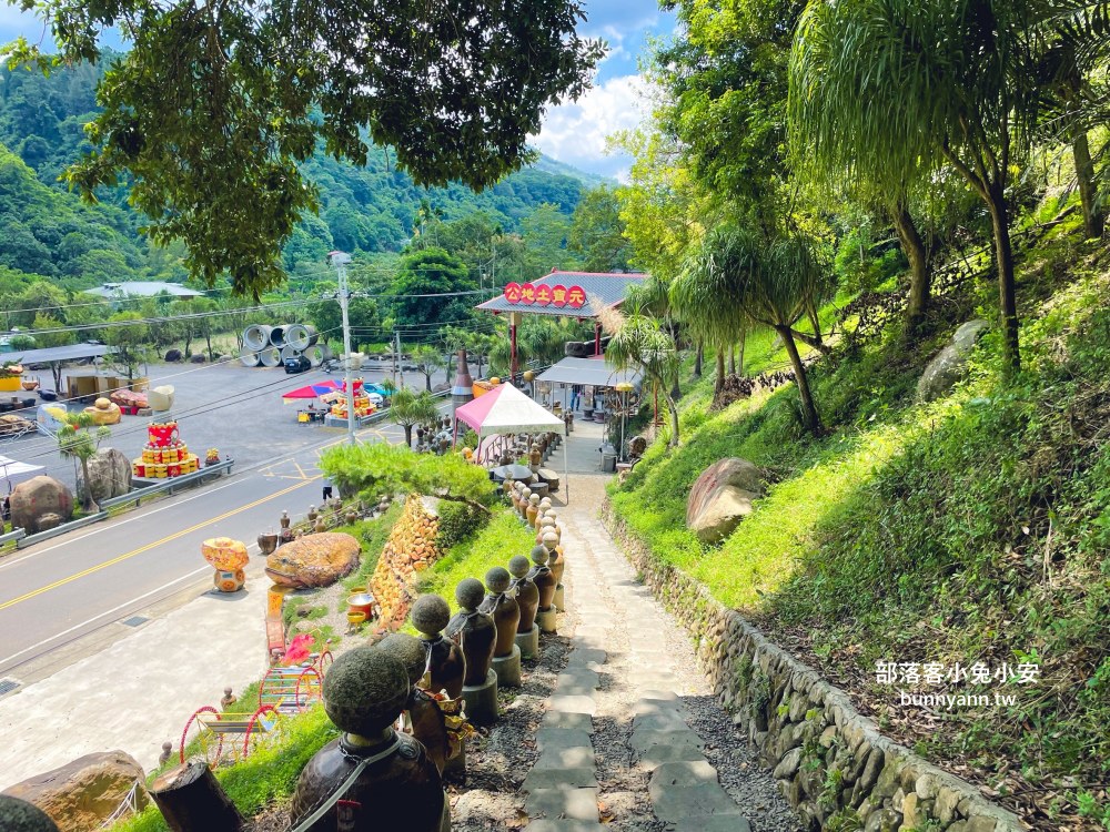 南投【元寶土地公廟】求財參拜必訪，土地公為你補財庫、發大財！