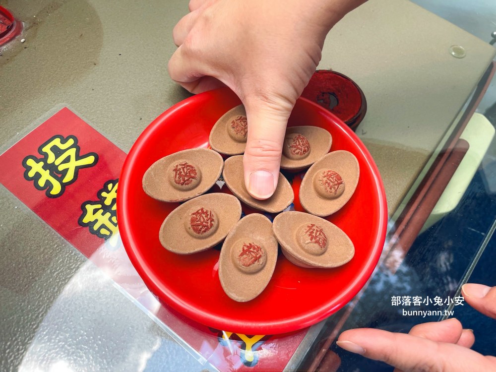 南投【元寶土地公廟】求財參拜必訪，土地公為你補財庫、發大財！
