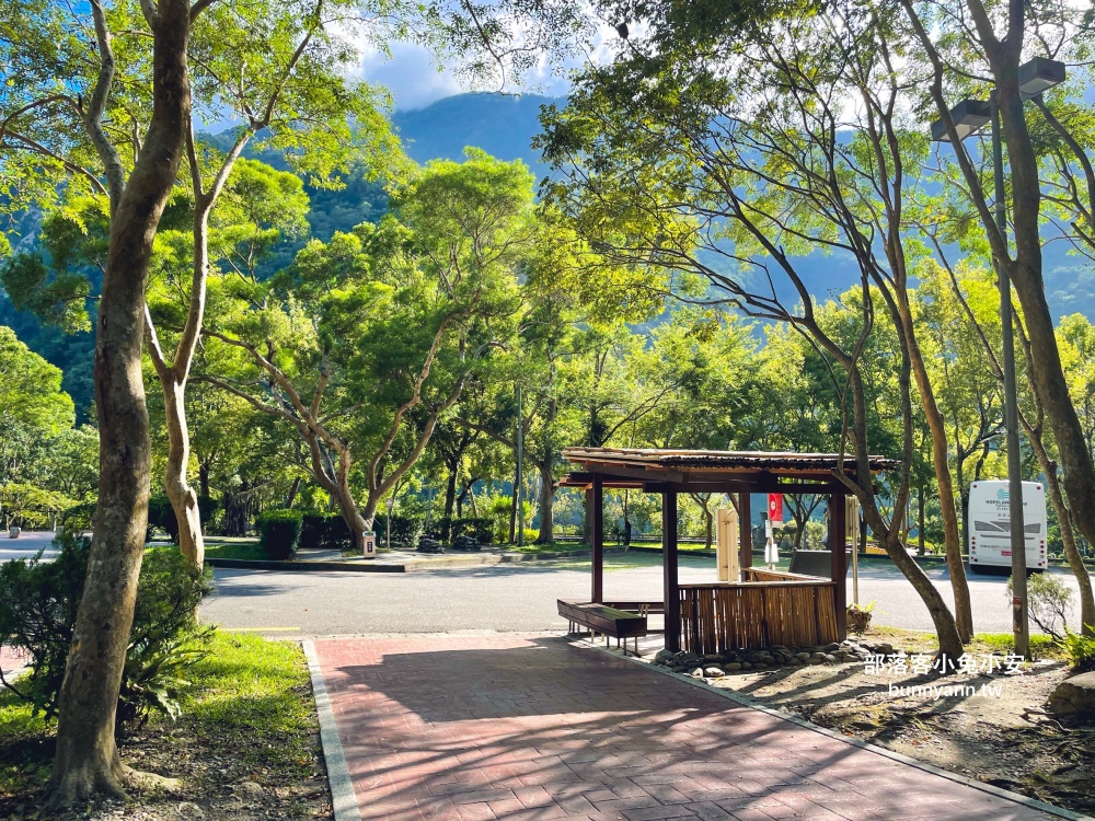 花蓮【太魯閣遊客中心】十分鐘走完的台地步道，免門票展示館也值得到訪