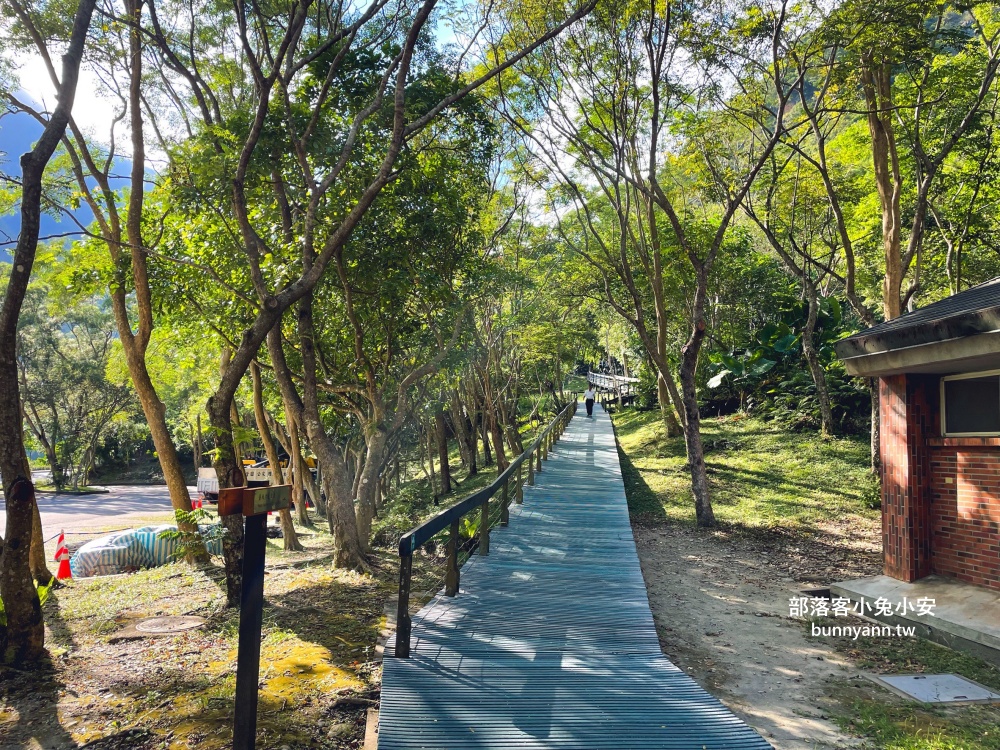 花蓮【太魯閣遊客中心】十分鐘走完的台地步道，免門票展示館也值得到訪