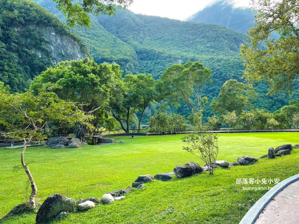 花蓮【太魯閣遊客中心】十分鐘走完的台地步道，免門票展示館也值得到訪