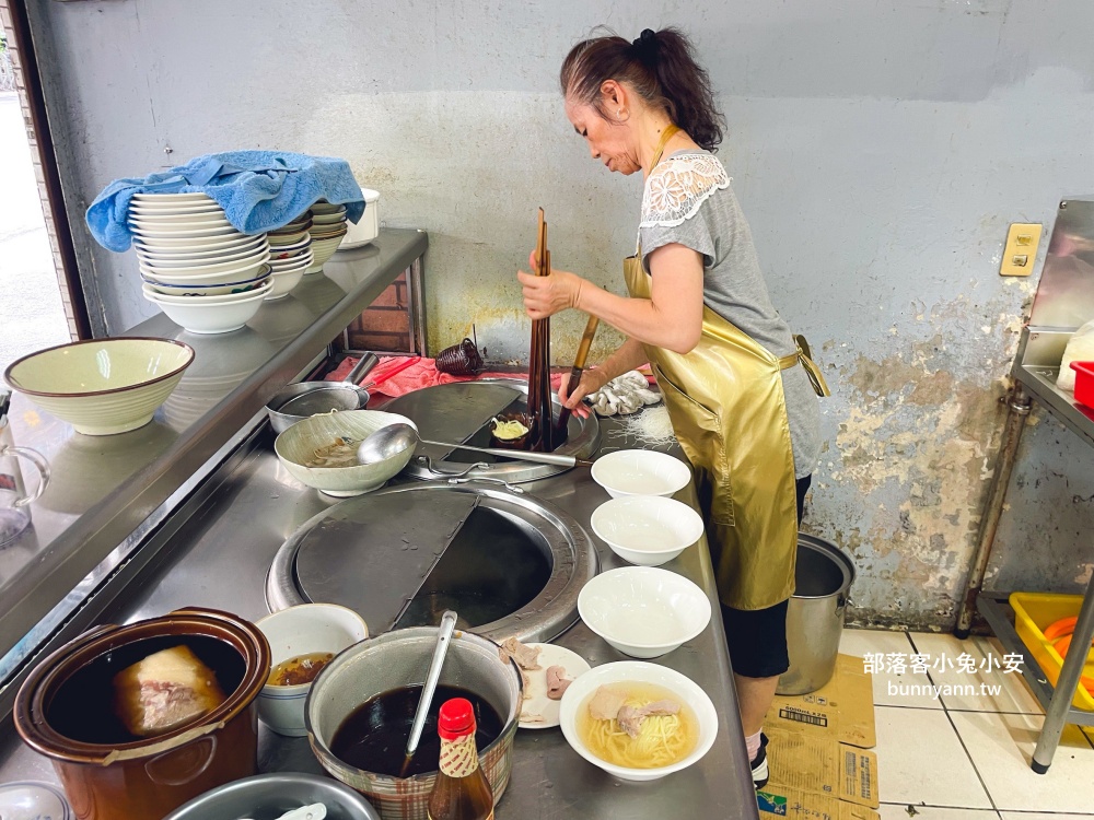 百福社區美食【封神白斬雞】開店半小時完售的油嫩白斬雞