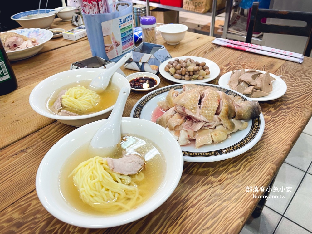 百福社區美食【封神白斬雞】開店半小時完售的油嫩白斬雞
