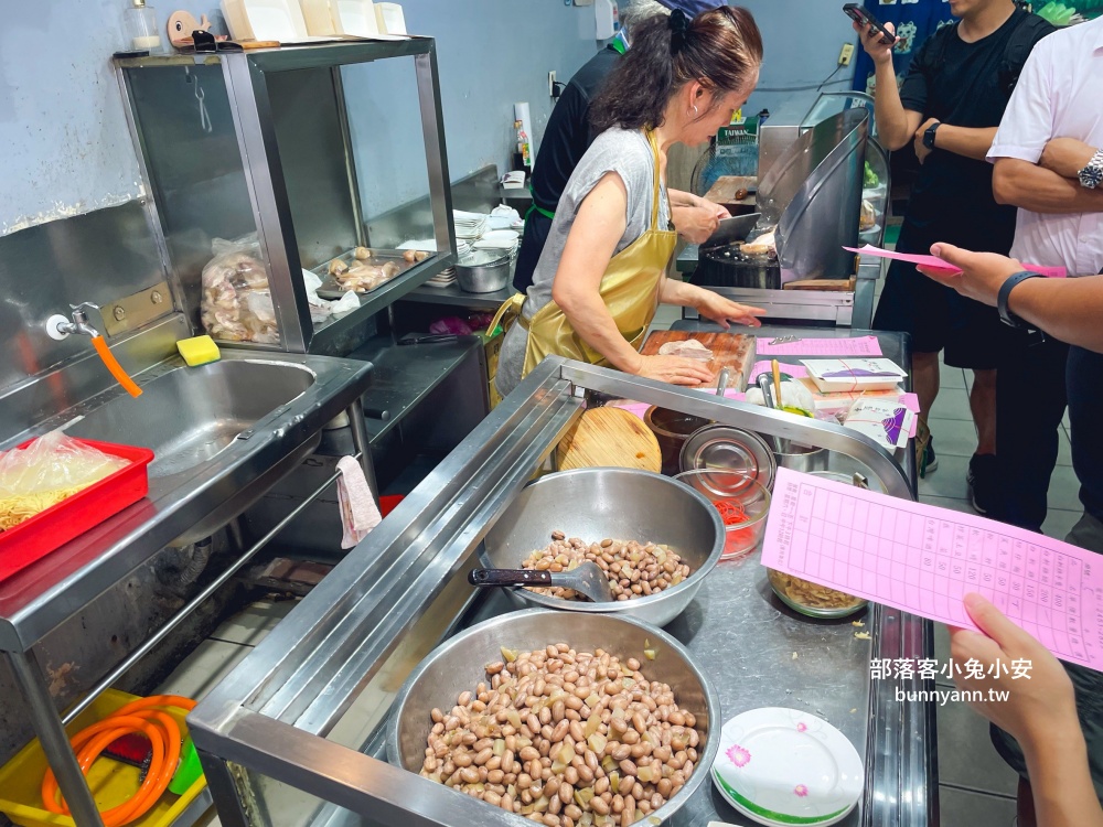 百福社區美食【封神白斬雞】開店半小時完售的油嫩白斬雞