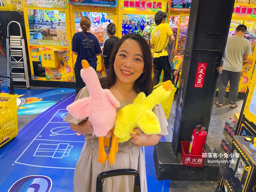 熊嗨星樂園蘆洲光華店，冷氣夠涼又好夾的零食娃娃機店
