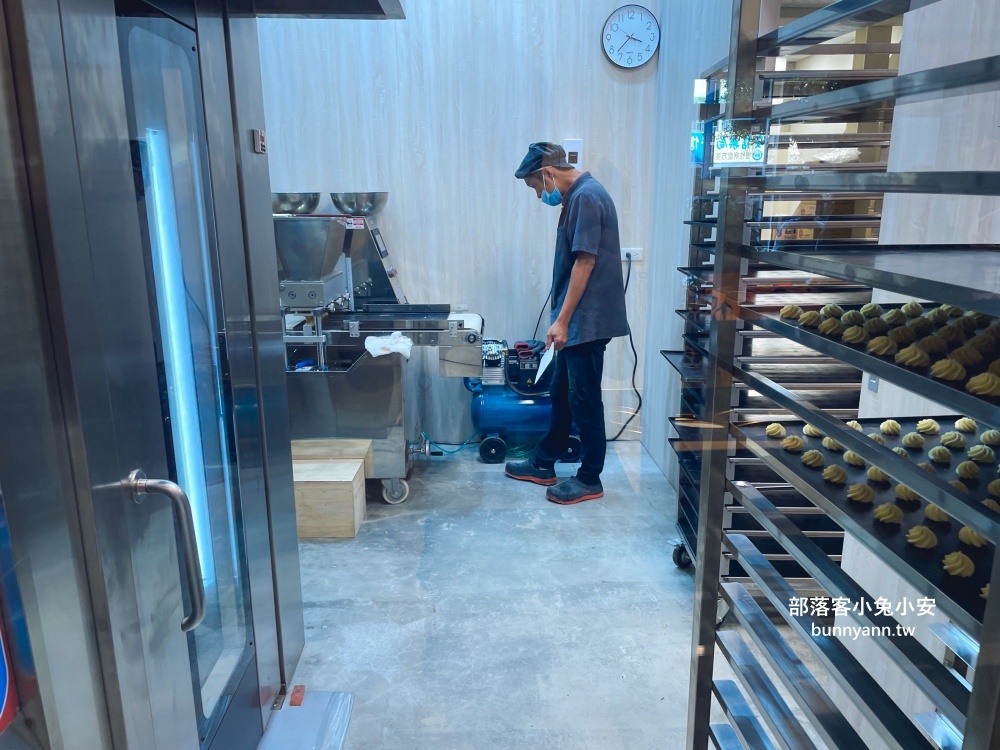 短腿阿鹿餅乾礁溪店，位在礁溪溫泉街上的超好吃起司風味曲奇餅乾