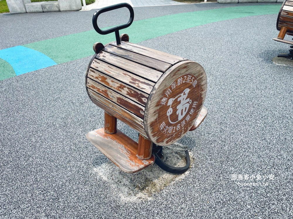 台中【豬事圓滿公園】山豬為主題的在地特色公園，溜滑梯真好玩