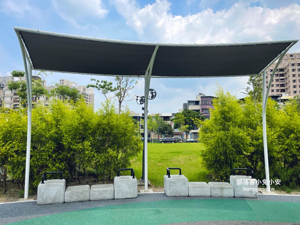台中【豬事圓滿公園】山豬為主題的在地特色公園，溜滑梯真好玩
