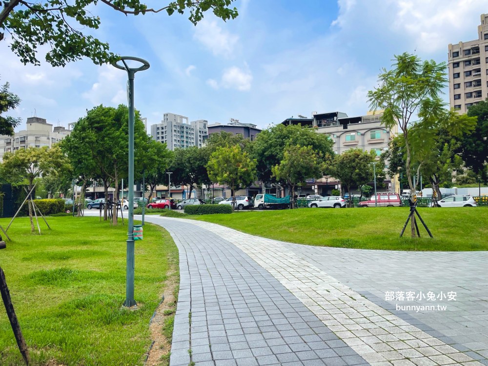 台中【豬事圓滿公園】山豬為主題的在地特色公園，溜滑梯真好玩