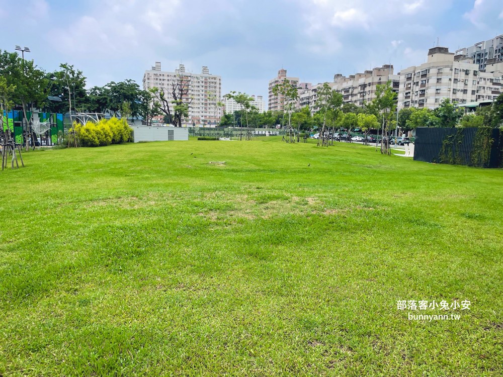 台中【豬事圓滿公園】山豬為主題的在地特色公園，溜滑梯真好玩