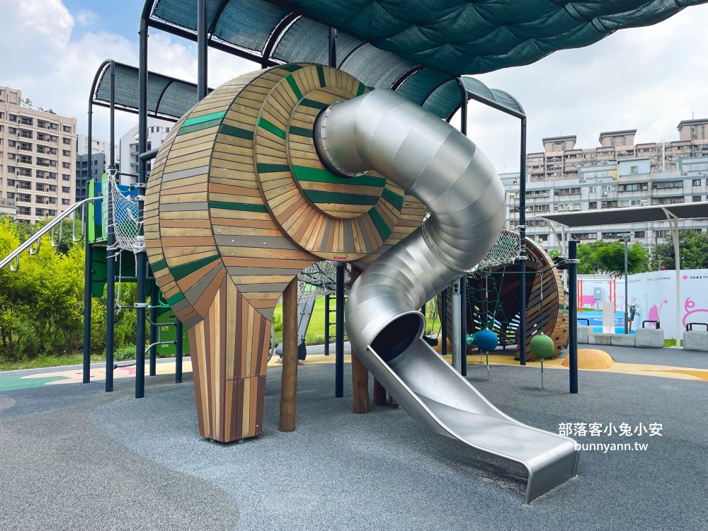 台中【豬事圓滿公園】山豬為主題的在地特色公園，溜滑梯真好玩