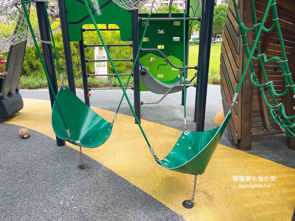 台中【豬事圓滿公園】山豬為主題的在地特色公園，溜滑梯真好玩