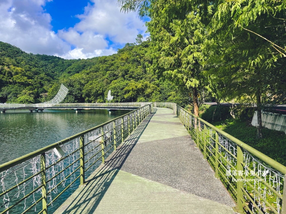 宜蘭龍潭湖公園半日遊，單程繞一圈不用一小時，沿途湖光山色真美