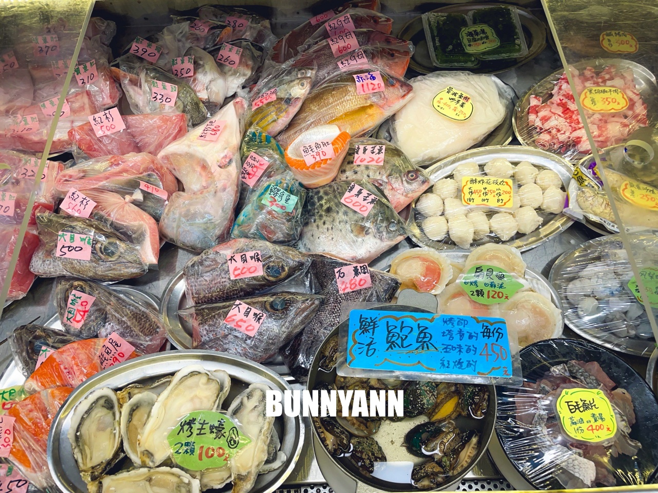 花蓮海產店【055龍蝦海鮮餐廳】超熱門海鮮餐廳！龍蝦與鮑魚便宜賣真強大