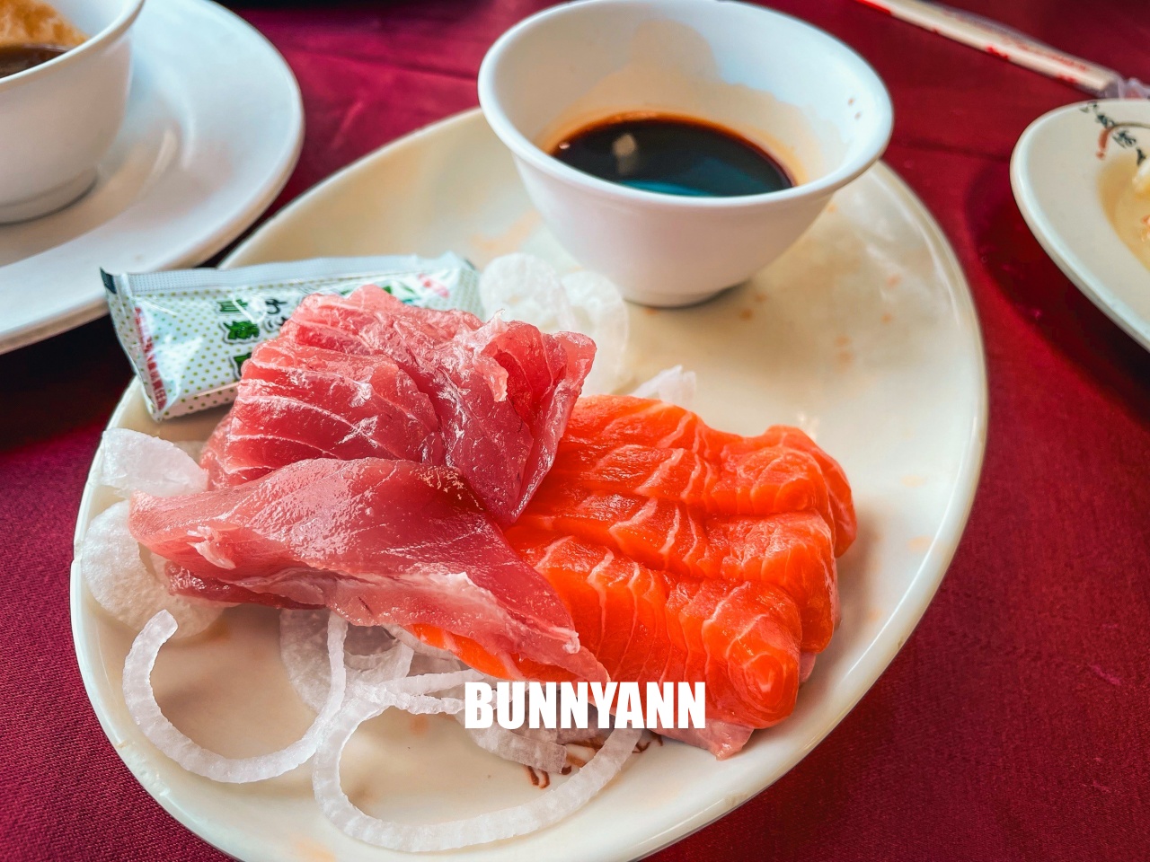 花蓮海產店【055龍蝦海鮮餐廳】超熱門海鮮餐廳！龍蝦與鮑魚便宜賣真強大