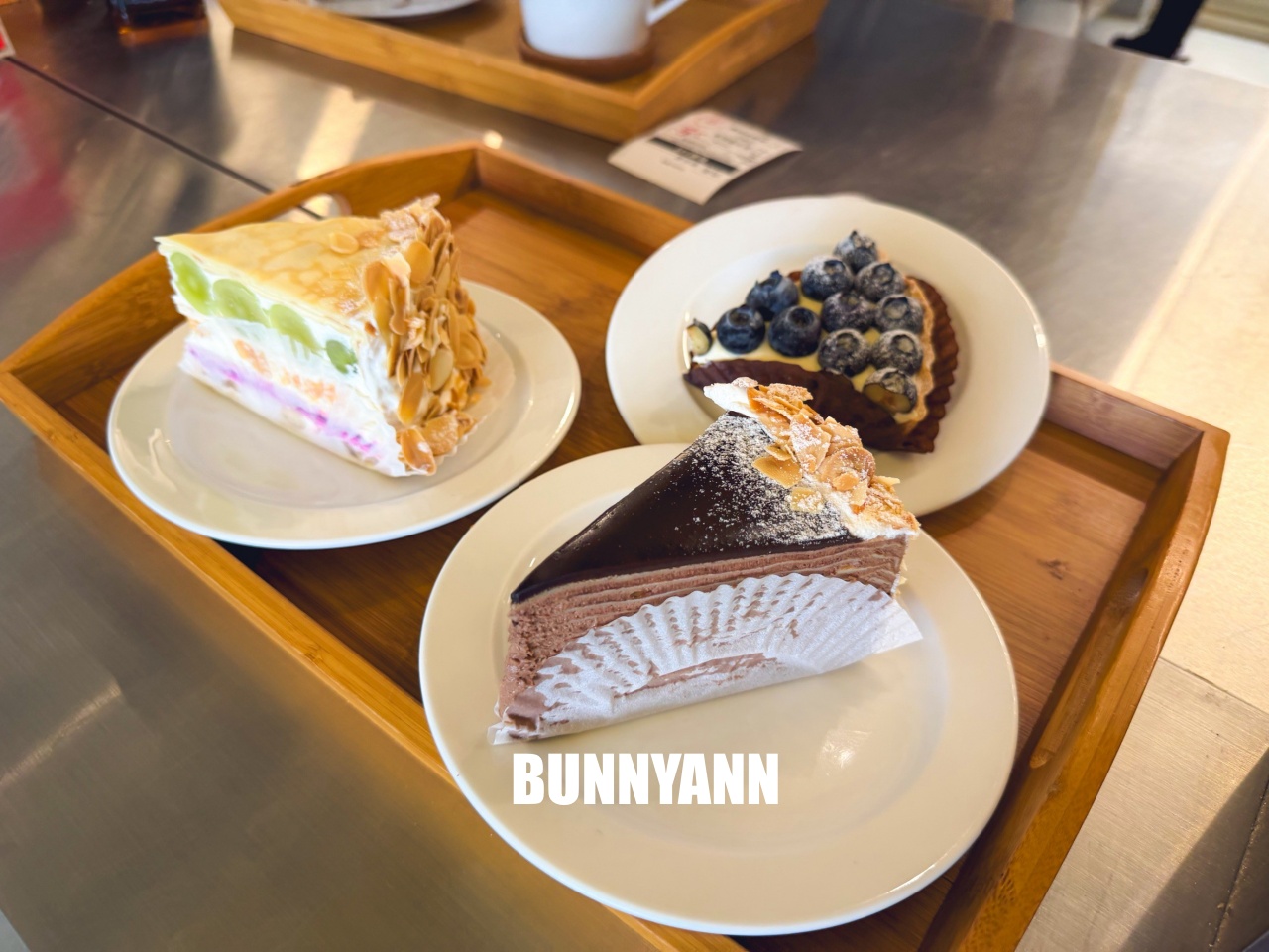 宜蘭【食聚咖啡】千層蛋糕專賣店，日銷百片有夠厲害