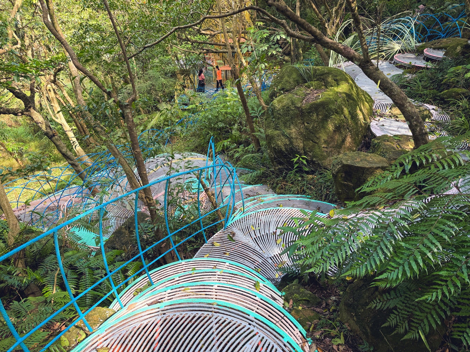 亮山川休閒農場