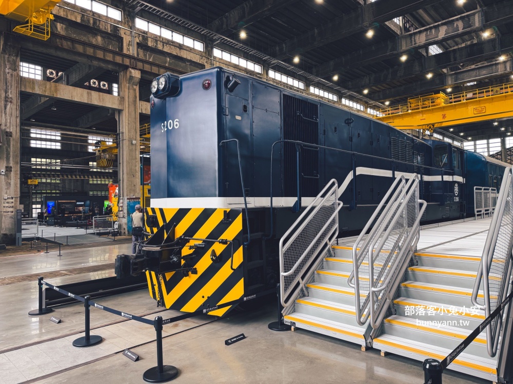 台北【國家鐵道博物館】來參觀火車展館、搭陸上電車和親子館每項都好玩